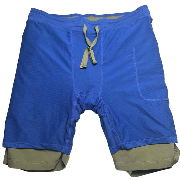 Fabletics | Men | The Fundamental Short II Moss 7 Inch Athletic Shorts | Small - Picture 8 of 11